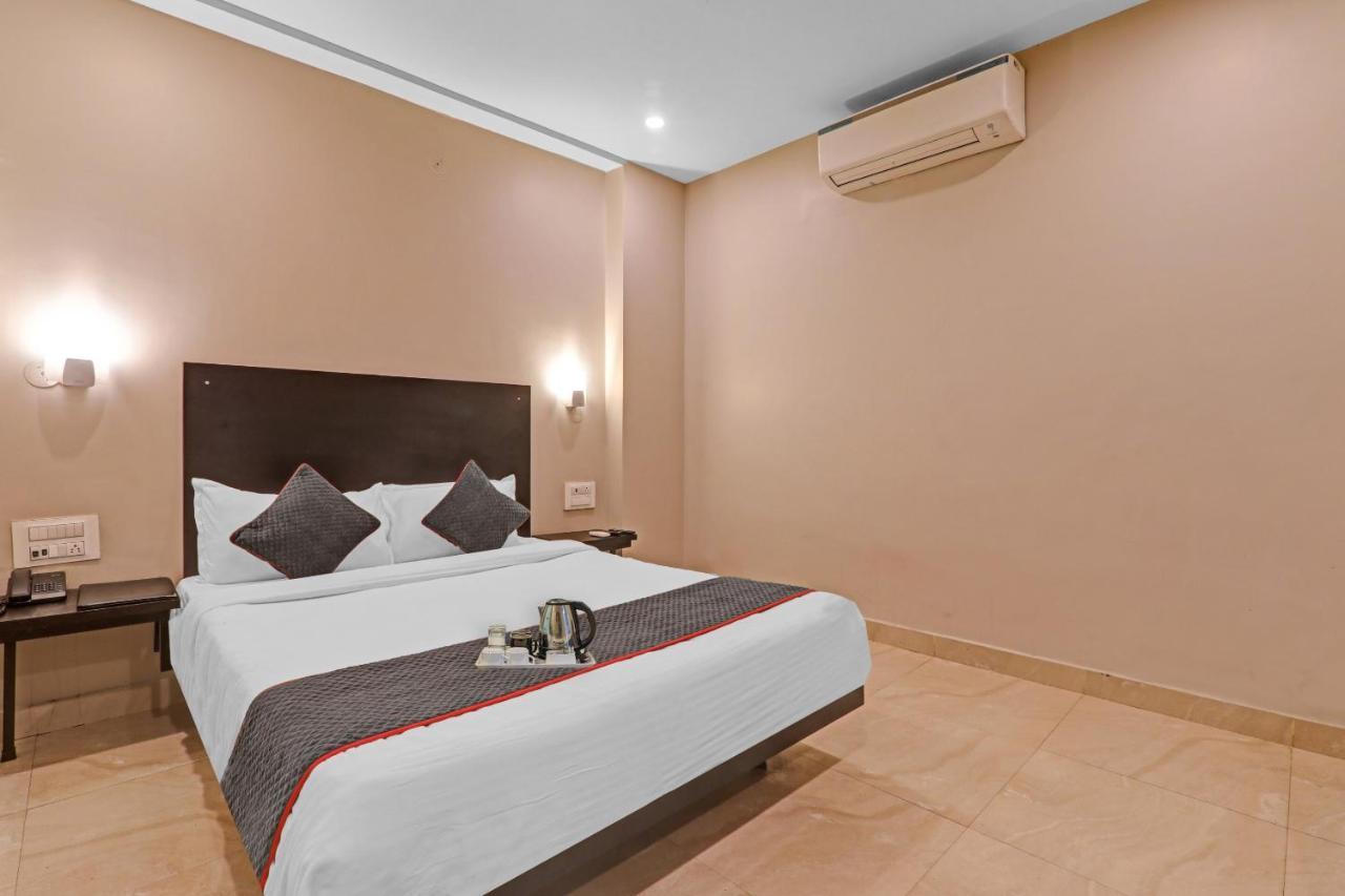 Super Townhouse Amaraa Hotel Near Phoenix Palassio Lucknow Eksteriør bilde