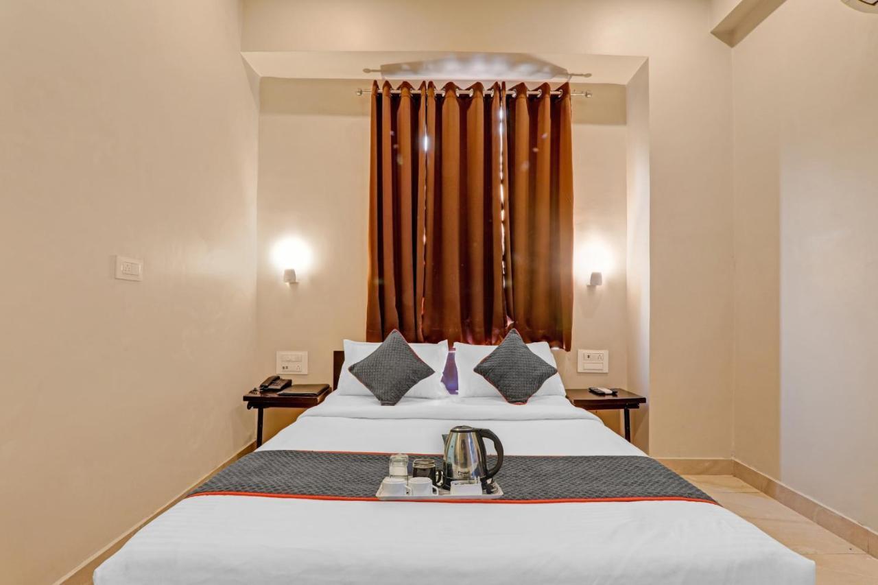 Super Townhouse Amaraa Hotel Near Phoenix Palassio Lucknow Eksteriør bilde