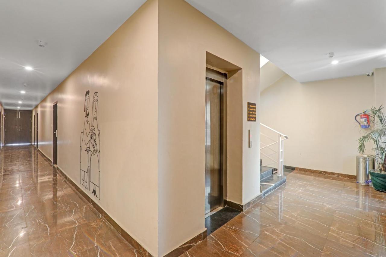 Super Townhouse Amaraa Hotel Near Phoenix Palassio Lucknow Eksteriør bilde
