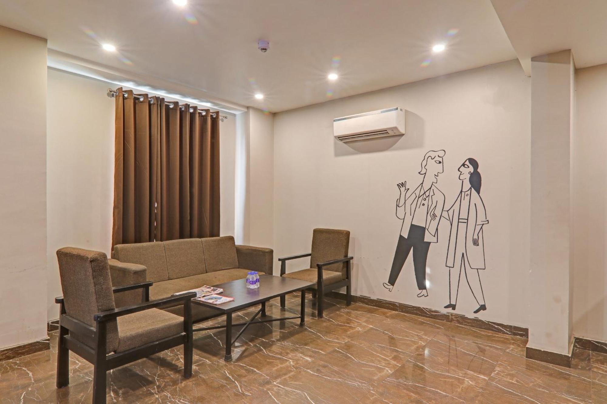 Super Townhouse Amaraa Hotel Near Phoenix Palassio Lucknow Eksteriør bilde
